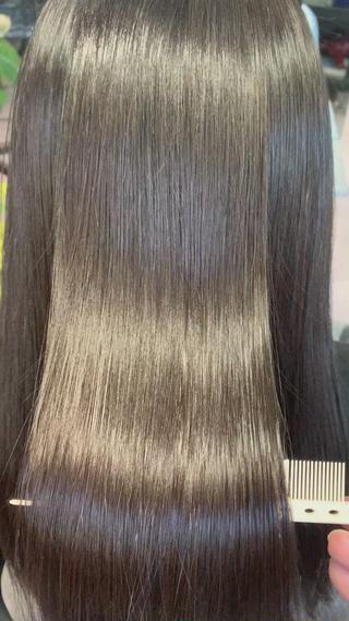 ロング ディレクター鮫島 俊介のヘアスタイル