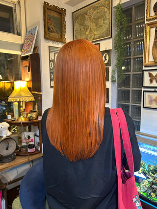 セミロング カラー BRITS 渡辺 菜々子のヘアスタイル