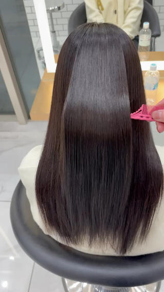 Miyu’s所属・縮毛矯正特化 髪質改善辻良輝のヘアスタイル