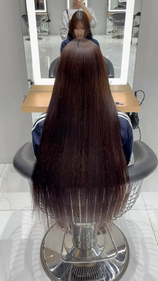 ロング Miyu’s所属・縮毛矯正特化 髪質改善辻良輝のヘアスタイル