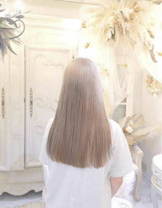 柔らかい質感のミルクティーベージュ 