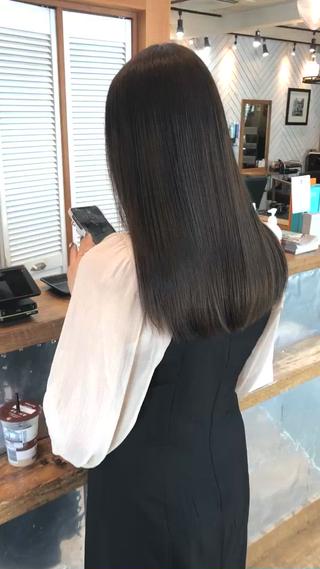 セミロング カラー 🫧艶髪🫧ヘアケア 🫧鎌田凌太のヘアスタイル
