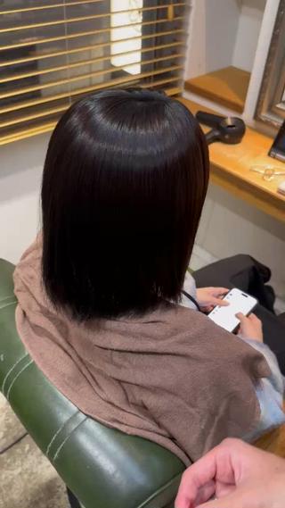 ショート 透明感カラーハイライ トモデル募集大浦偉央のヘアスタイル