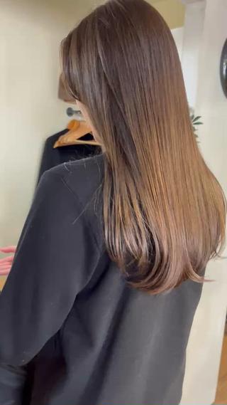 ロング カラー 上川 美幸のヘアスタイル