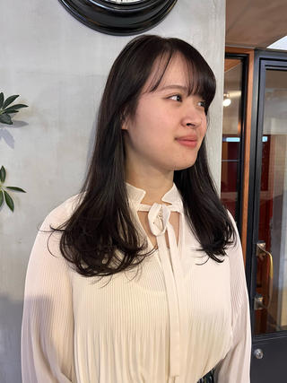 ロング カラー 上川 美幸のヘアスタイル