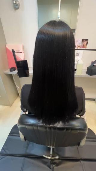 ロング 土岐 泰廣のヘアスタイル