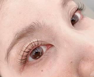 マツエク・マツパ まつ毛パーマ専門& men's眉AYAの眉毛・アイブロウイメージ