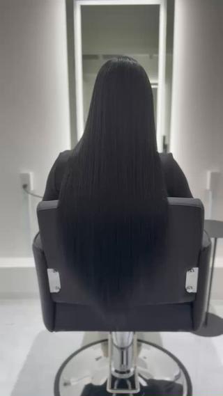 ロング ReniA tokyo所属・ReniA tokyoのヘアスタイル