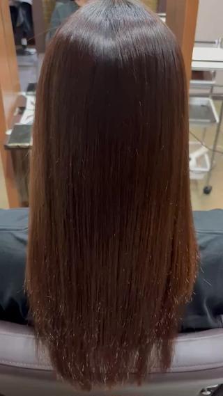 ロング 中島 万凜のヘアスタイル