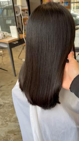 セミロング 永田竜一/髪質改善/ 大人可愛い/レイヤーのヘアスタイル