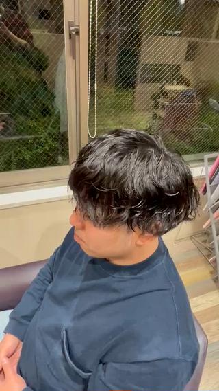 ワックス、ジェルをつけるだけでキマるスパイラルパーマ 