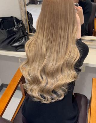 ロング ララモアナ naru.のヘアスタイル