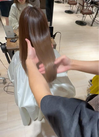 芦尾 佳照のヘアスタイル