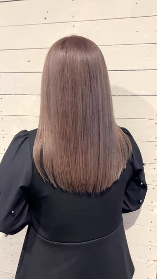 ロング 💛ブリーチで叶える 💛垢抜けカラー🌈のヘアスタイル