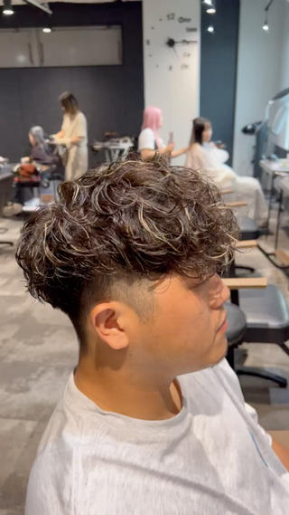 ショート パーマ メンズ メンズパーマ/ メンズ特化/寺阪拓真のヘアスタイル