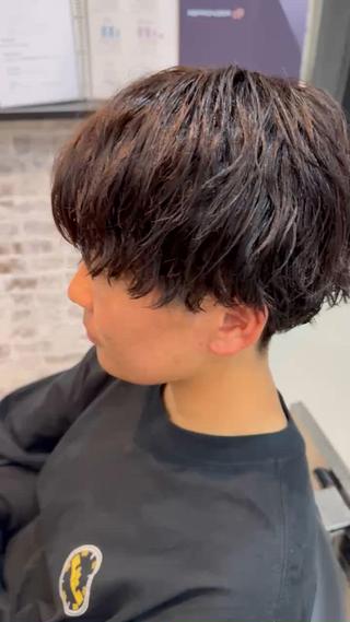 パーマ 近江 直毅のヘアスタイル