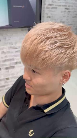 ショート カラー メンズ 近江 直毅のヘアスタイル