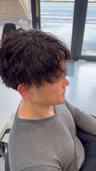 パーマ メンズ 近江 直毅のヘアスタイル