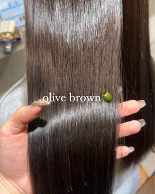 ロング カラー 小木曽 里華のヘアスタイル