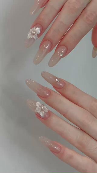 ネイル ルリン サロン💅のネイルデザイン