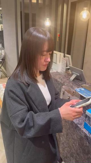 フロントのみレイヤーを入れさせて頂き、プレミアムストレートで仕上げました。 