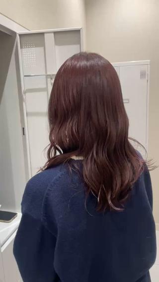 ロング カラー 本間 陽南のヘアスタイル