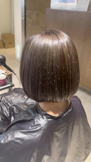 ショート カラー 髙木美緒🌿 レイヤー/アレンジのヘアスタイル