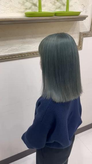 カラー 西村 遼馬のヘアスタイル
