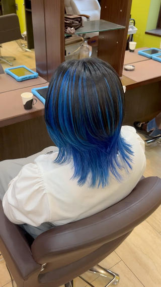 カラー 西村 遼馬のヘアスタイル