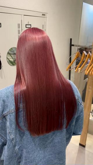 ロング omocha umiのヘアスタイル