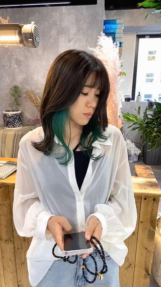 セミロング 【.ico】心斎橋 飛田ゆうきのヘアスタイル