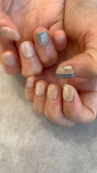 ネイル研修中〜

今回のネイルはオールマグネット 