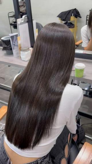 『ダメージが気になる、くしが通らない、パヤパヤする、髪の毛が広がる、、、』僕の得意な髪質改善であなたのお悩み解決します！
是非お任せください

今うる艶髪になれると話題のULTOWAトリートメントを使用してます
僕のお客様は100%喜んで頂いてます️
この感動を皆さんに体験して頂きたく、今だけ限定価格でご案内この機会にご予約お待ちしてます 