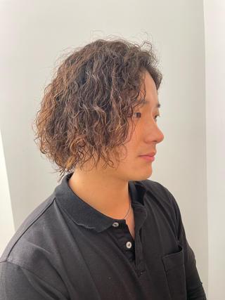 簡単スタイリングパーマ
ツイストスパイラル
ロン毛男子 