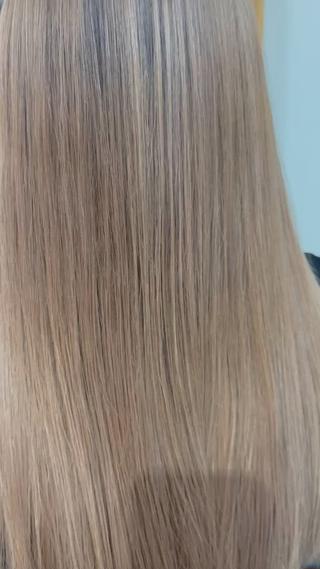 ミディアム カラー hoNua. 栄/透明感カラーのヘアスタイル