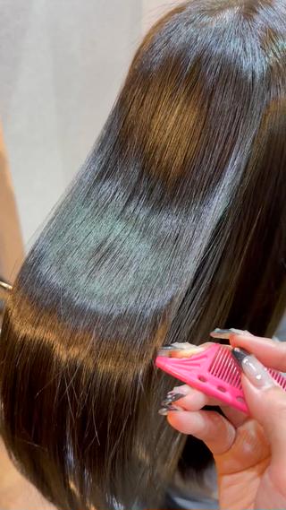 ロング MIKA 💫艶透明感カラーのヘアスタイル