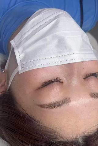 是非、皆さんの眉毛キレイさせてください
期間限定メニューあります 