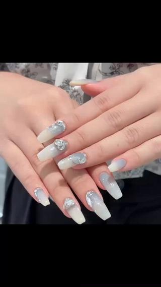 お客様のお持ち込みのデザインです‪𓂂𓏸

#韓国ネイル #キラキラネイル 