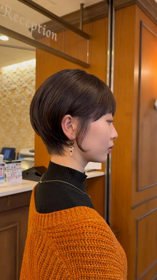 大人ショートヘア 