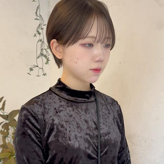 ショート 京都烏丸ショート カット秋山のヘアスタイル