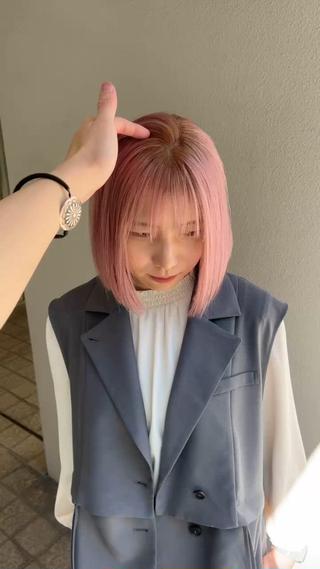 ショート カラー ムラ修正💎 艶髪ハイトーン💎のヘアスタイル