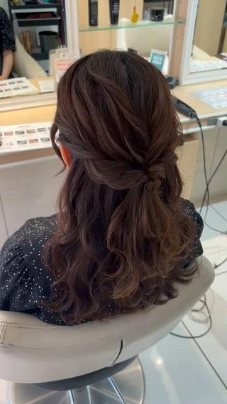 セミロング ヘアアレンジ 宮永 璃沙のヘアスタイル