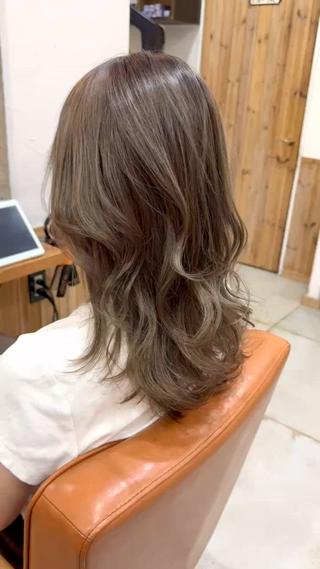 セミロング カラー hair design NORM所属・🔥NORM🔥 吉田裕太のヘアスタイル