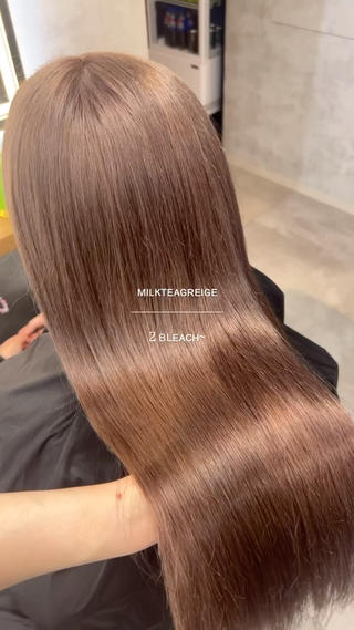 ロング カラー ナチュラル艶カラー/ YUNAのヘアスタイル