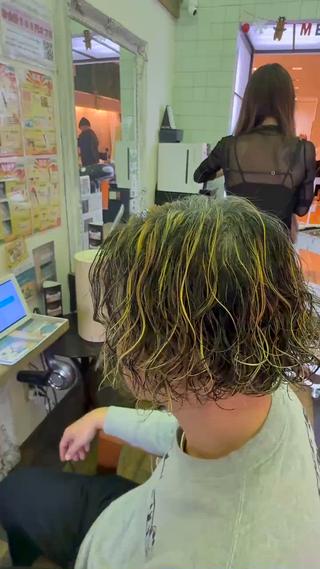 パーマ メンズ メンズ/パーマ/ 波巻き/サーフカールのヘアスタイル