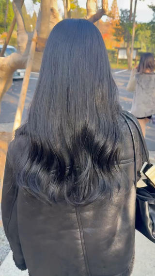 ロング カラー i'sland所属・濵田 結月のヘアスタイル