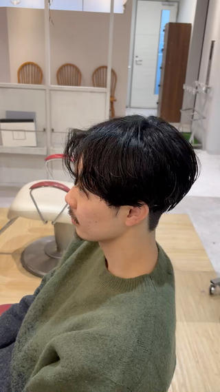 ミディアム パーマ メンズ メンズ特化／韓国風 /江戸谷大晴のヘアスタイル