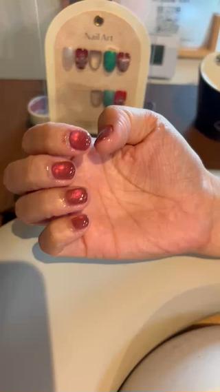 おすすめのマグネットネイル
 