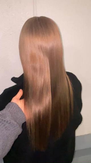 ロング 🎀ハイトーン/ 艶カラー/夕月🎀のヘアスタイル