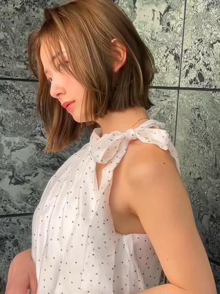 【夏服にフィットするヘルシーボブ】


毛量調節はおひとりおひとりの状態に合わせて
カットしています！

カウンセリングでなりたいイメージを共有してから
施術させていただいてますのでご安心ください。


・


最近顔周りに悩んでらっしゃる方にたくさん出会います。

小顔に見えてお顔が盛れる前髪、お顔周りカットも
ぜひお任せ下さい！

骨格や頭の形、ライフスタイルに合わせて
ご提案させていただきます

詳細をお読みいただき
ご予約よろしくお願いいたします

jilblan kaho 